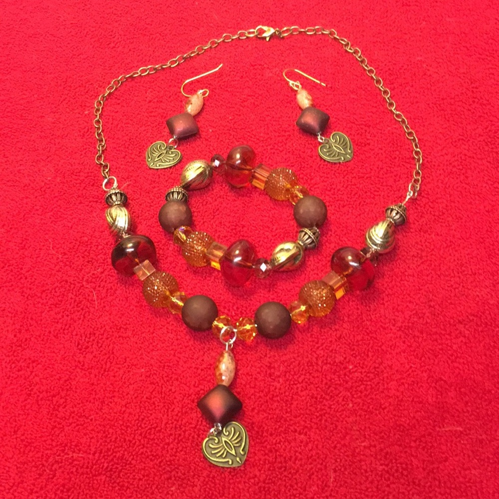 Hand Made Acrylic Bead Necklace Set